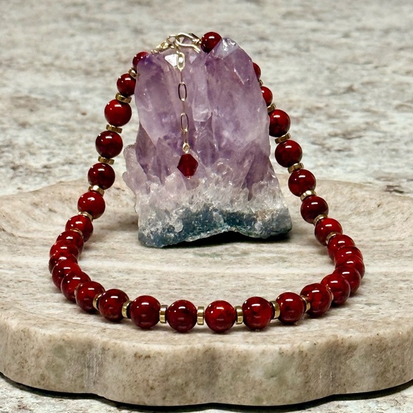 Red Quartz Statement Collar Necklace - Picture 3 of 5